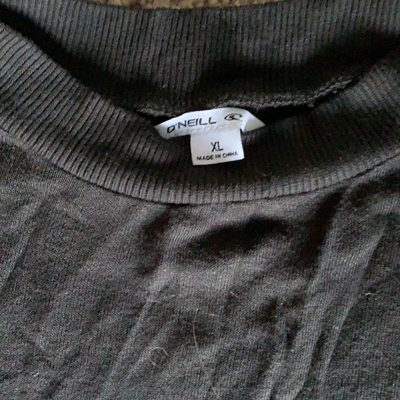 Crop tops - Picture 2 of 3